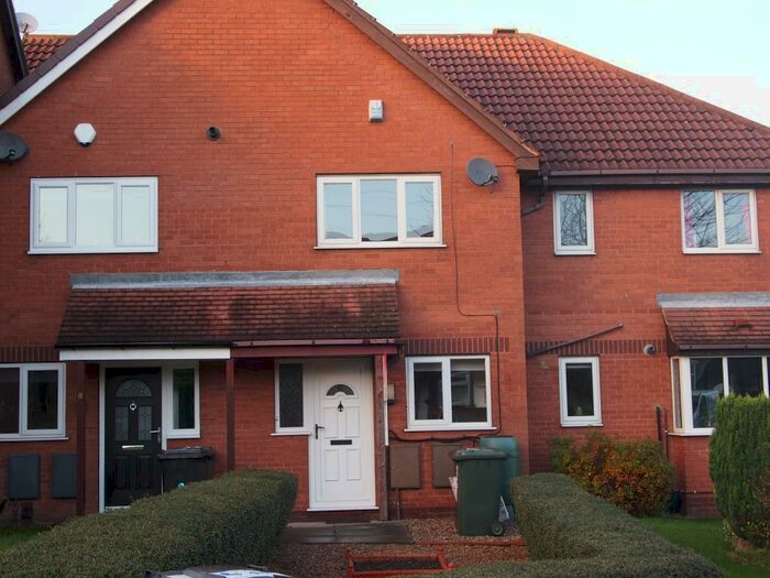 2 Bedroom House To Rent In Ibbetson Road, Churwell, Morley, Leeds, LS27