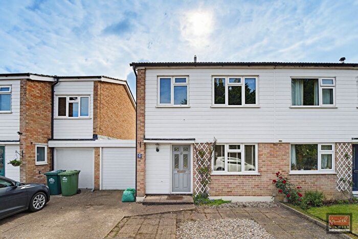 3 Bedroom Semi Detached House For Sale In Baden Close, Staines-Upon-Thames, Surrey, TW18