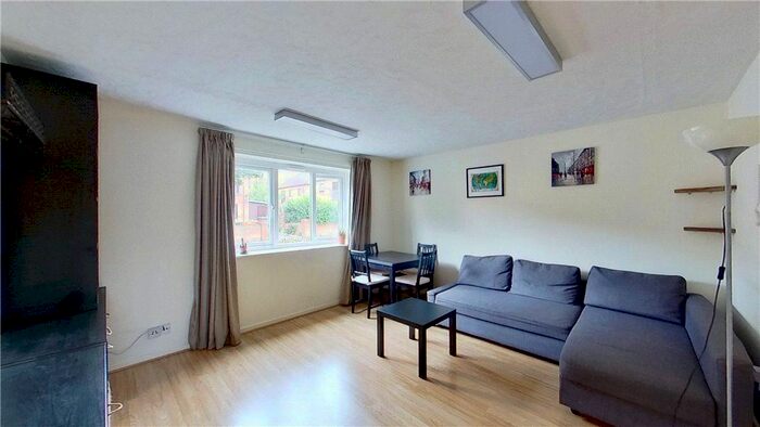 1 Bedroom Flat To Rent In Evelyn Denington Road, London, E6