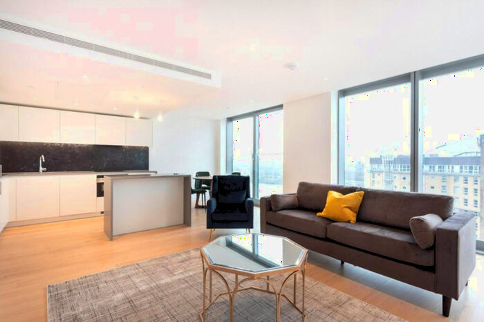 2 Bedroom Flat To Rent In Landmark Pinnacle, Marsh Wall, E14