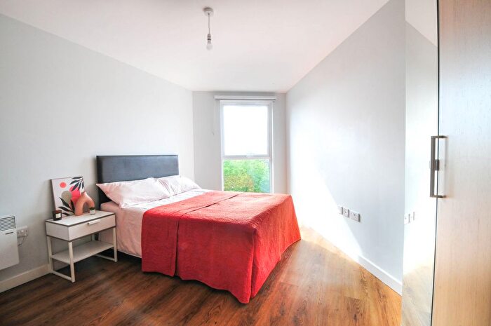 2 Bedroom Flat To Rent In Th Floor – Bedroom, Bath- Alto, Sillavan Way, Salford, M3