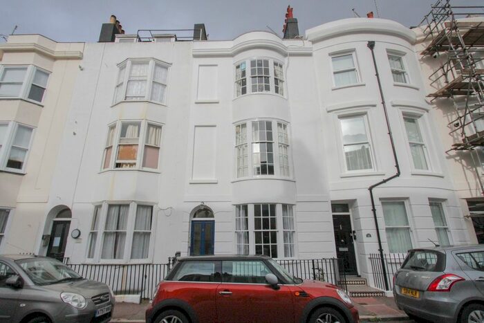 1 Bedroom Flat To Rent In St. Georges Terrace, Brighton, BN2