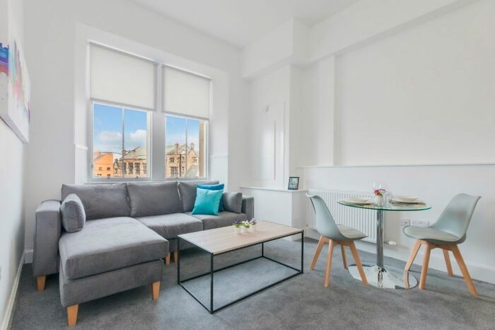 1 Bedroom Flat To Rent In Lochrin Terrace, Tollcross, Edinburgh, EH3