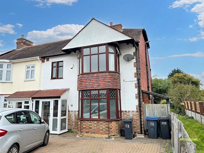 4 Bedroom Property To Rent In Selwood Road, Croydon, CR0