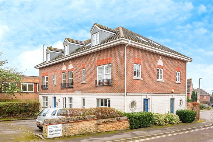 1 Bedroom Flat For Sale In Don Bosco Close, Oxford, Oxfordshire, OX4