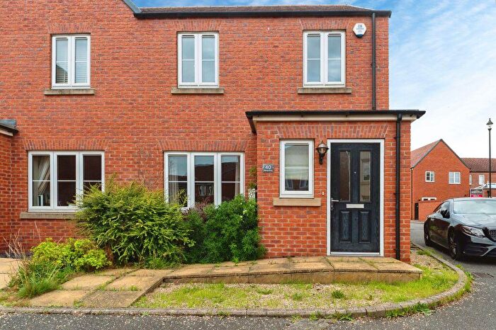 3 Bedroom Semi-Detached House For Sale In Peterson Drive, New Waltham, DN36