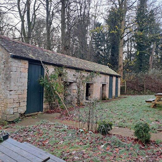 2 Bedroom Detached House To Rent In Sherborne, GL54