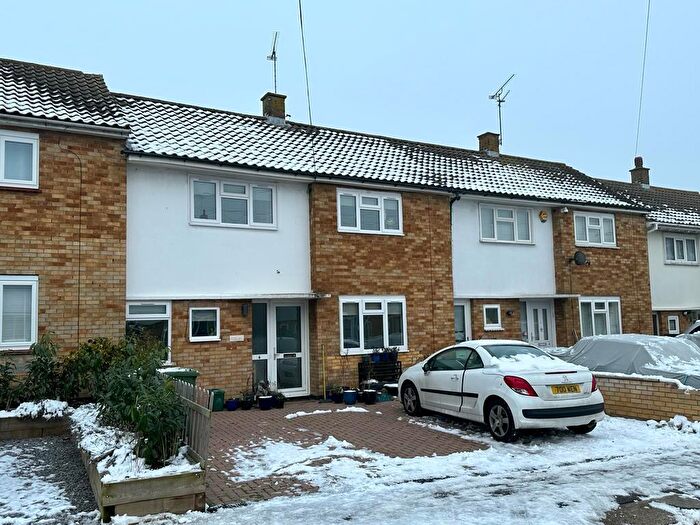 3 Bedroom House To Rent In Ganels Road, Billericay, CM11
