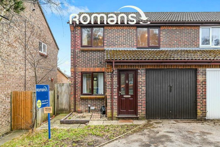 3 Bedroom End Of Terrace House To Rent In Townsend Close, Brackell, RG12