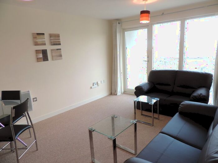 2 Bedroom Flat To Rent In Wattkiss Way, Cardiff Bay, CF11