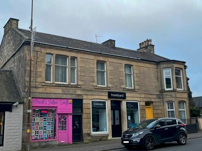 3 Bedroom Flat To Rent In Main Street, West Calder, EH55