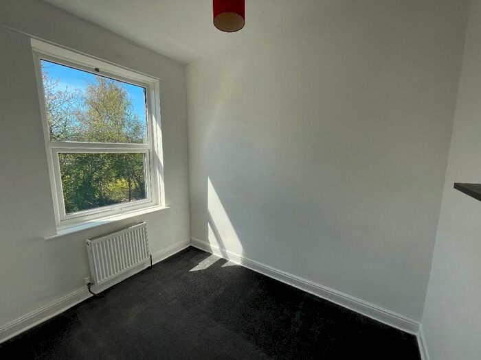 2 Bedroom Terraced House To Rent In Littlebank Street, Oldham, OL4