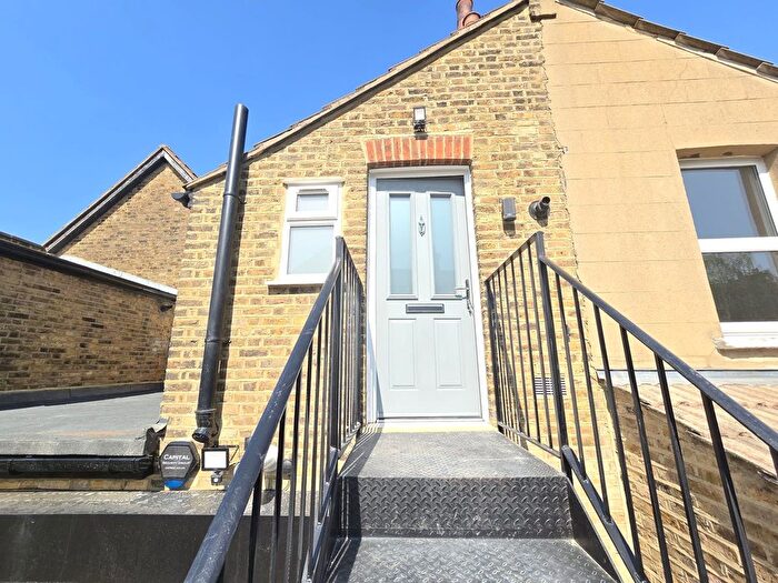 1 Bedroom Flat To Rent In Main Road, Sidcup, DA14