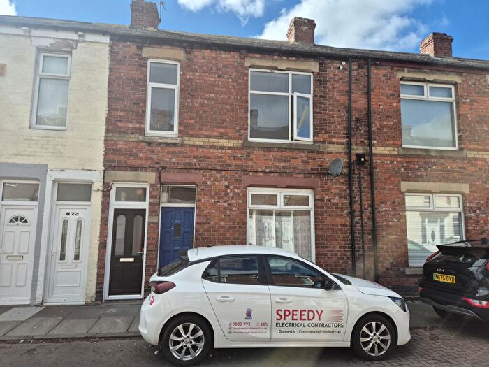 3 Bedroom Flat To Rent In Arnold Street, Boldon Colliery, Tyne And Wear, NE35