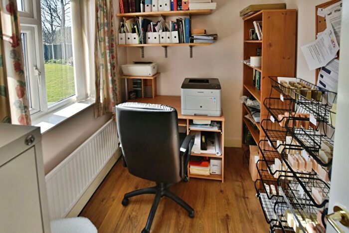 4 Bedroom Detached House For Sale In Bron Y Gamlas, Pontcysyllte, LL20