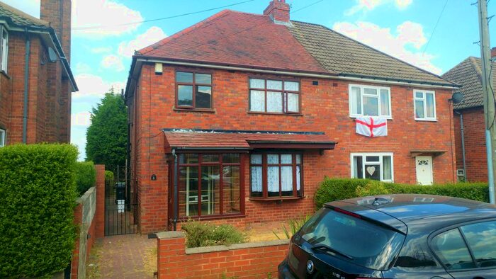 3 Bedroom Semi-Detached House To Rent In Cromwell Drive, Dudley, DY2