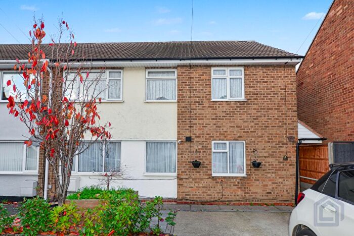 2 Bedroom Flat For Sale In Amanda Drive Yardley, Birmingham, B26