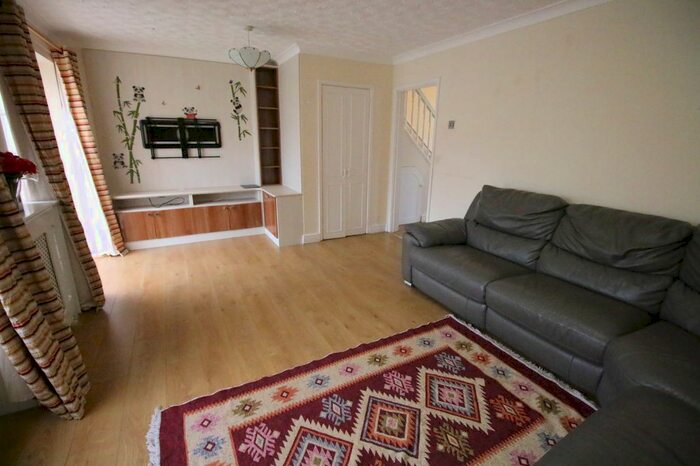 3 Bedroom Terraced House To Rent In Springate Field, Slough, Berkshire SL3