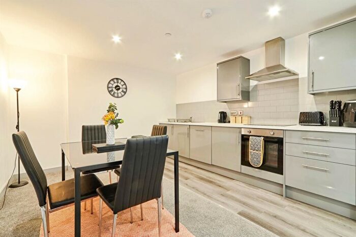 1 Bedroom Flat To Rent In Outwood Lane, Chipstead, Coulsdon, CR5