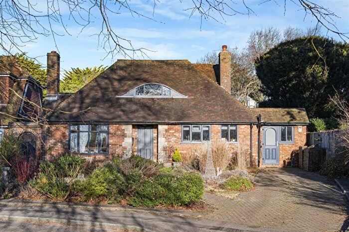 3 Bedroom Detached House For Sale In Firle Close, Seaford, BN25