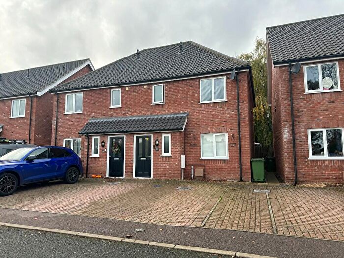 3 Bedroom Semi-Detached House For Sale In Janet Smith Close, Norwich, Norfolk, NR7