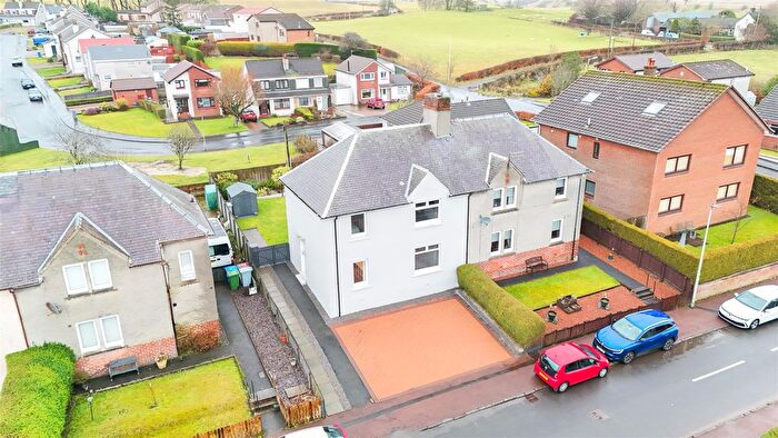 4 Bedroom Semi Detached House For Sale In Kirkland Park Avenue, Strathaven, ML10