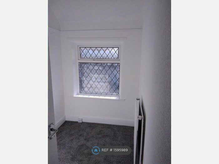 3 Bedroom Semi-Detached House To Rent In Broomhall Road, Manchester, M9