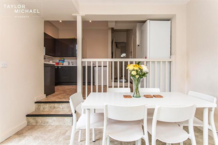 6 Bedroom Terraced House To Rent In Caledonian Road, Brighton, BN2