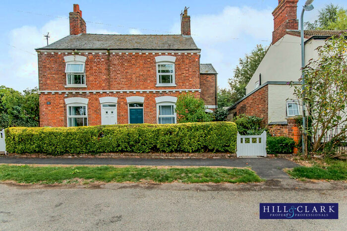 2 Bedroom Cottage To Rent In High Street, Bicker, PE20