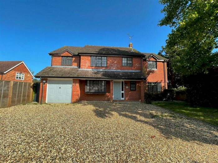 6 Bedroom Detached House To Rent In The Green, Beenham, Reading, RG7