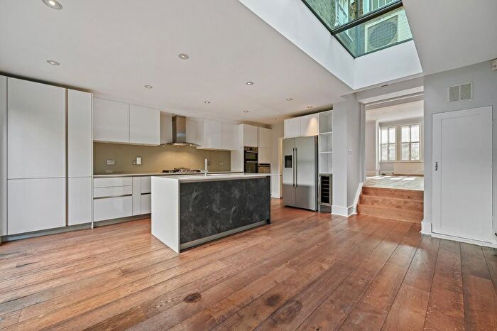 5 Bedroom Terraced House To Rent In Dorville Crescent, Brackenbury Village, W6