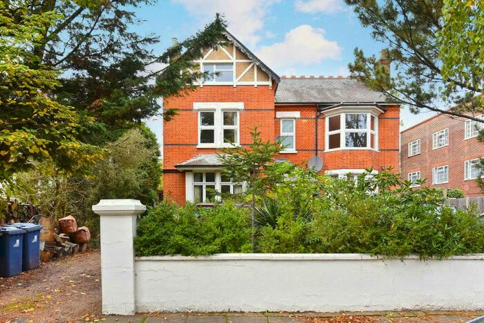 2 Bedroom Flat To Rent In Montpelier Avenue, Ealing, W5