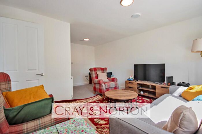 2 Bedroom Flat To Rent In Ashburton Road, Addiscombe, CR0