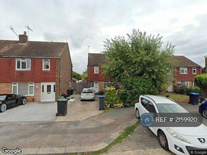 4 Bedroom Semi-Detached House To Rent In Roedean Road, Worthing, BN13