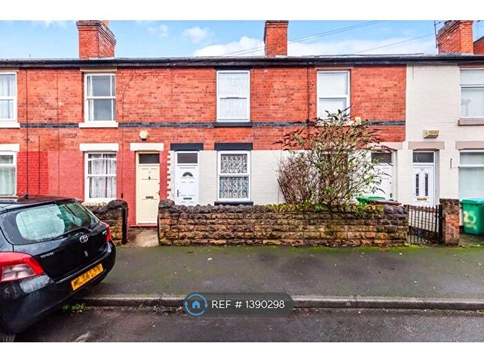 2 Bedroom Terraced House To Rent In Chatsworth Avenue, Nottingham, NG7