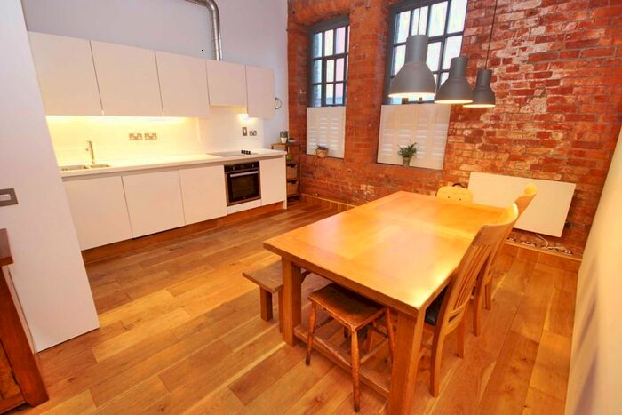 2 Bedroom Flat To Rent In Ellesmere Street, Manchester, M15