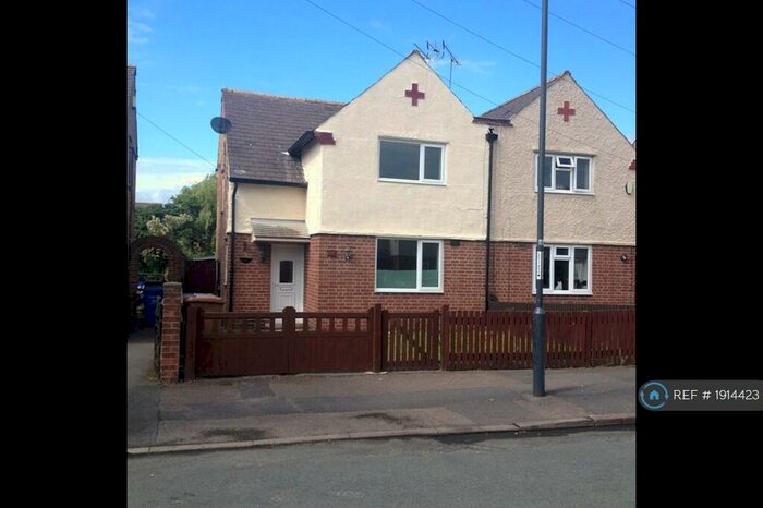 3 Bedroom Semi-Detached House To Rent In Essex Street, Derby, DE21