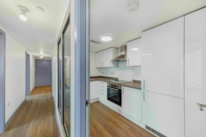 3 Bedroom Flat To Rent In Maple Close, Liverpool, L21