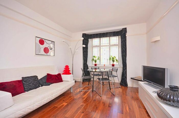 1 Bedroom Flat To Rent In Weymouth Street, Marylebone, London, W1G