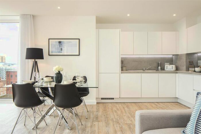 1 Bedroom Flat To Rent In Western Avenue, London, W3