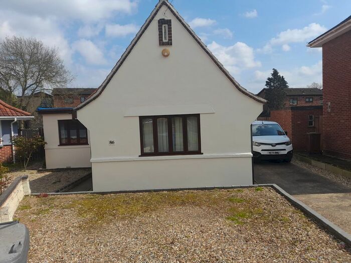 3 Bedroom Bungalow To Rent In Glenmore Gardens, Norwich, NR3