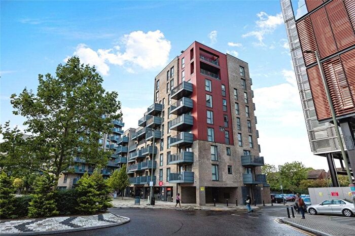 2 Bedroom Flat To Rent In Boswell Court, London, NW9