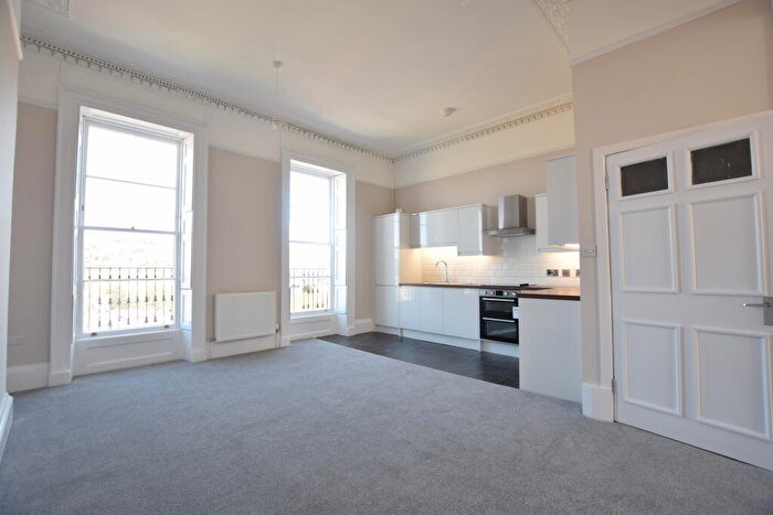 1 Bedroom Flat To Rent In Flat, The Paragon, Walcot, Bath, Bath And North East Somerset, BA1