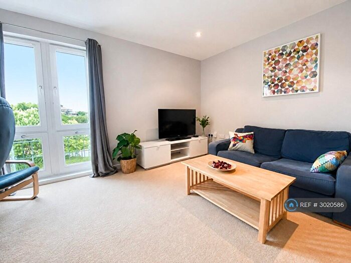 2 Bedroom Maisonette To Rent In Amalfi House, Cardiff, CF10