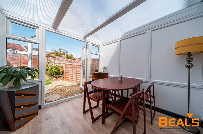 2 Bedroom Detached House For Sale In Alma Street, Gosport, Hampshire, PO12