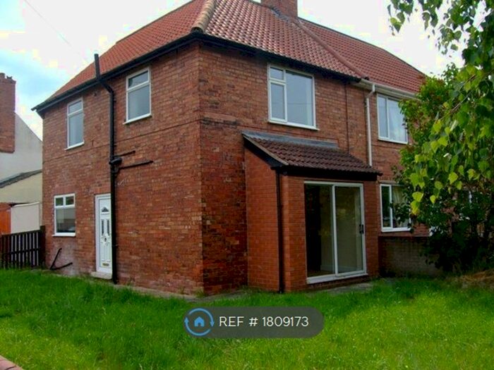 3 Bedroom Terraced House To Rent In White Avenue, Langold, Worksop, S81