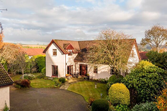 4 Bedroom Detached House For Sale In Strathmartine Road, Dundee, DD3