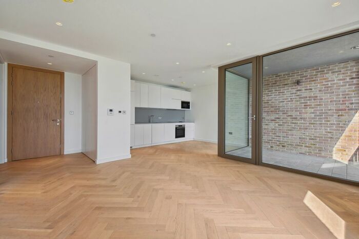 1 Bedroom Flat To Rent In Oberman Road, London, NW10