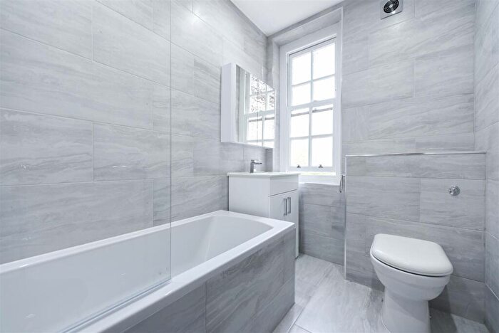 1 Bedroom Flat To Rent In Greenhill, Hampstead, NW3