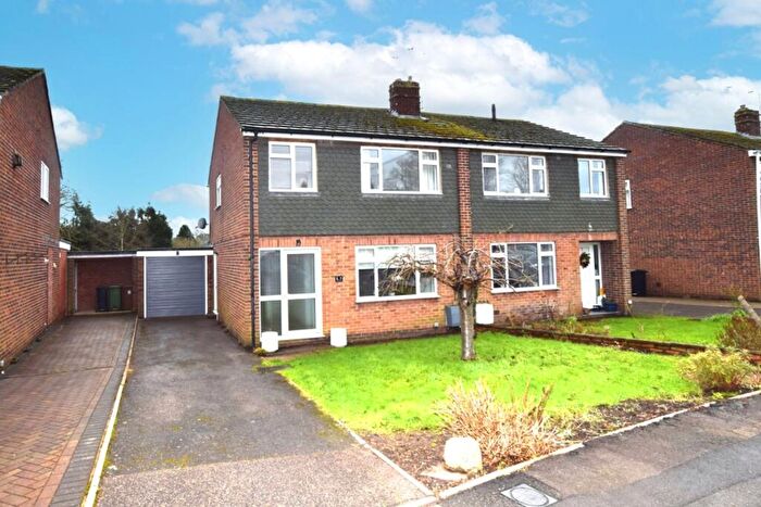 3 Bedroom Semi-Detached House To Rent In Holliers Close, Thame, OX9